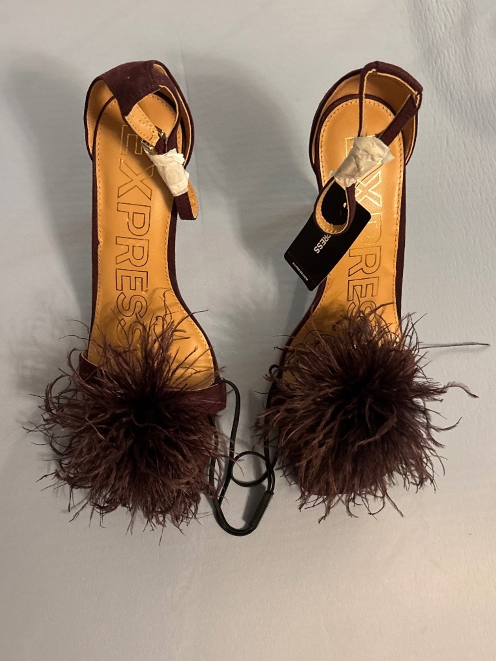 Express Feather Toe Heeled Sandals Plum Suede Sz 9